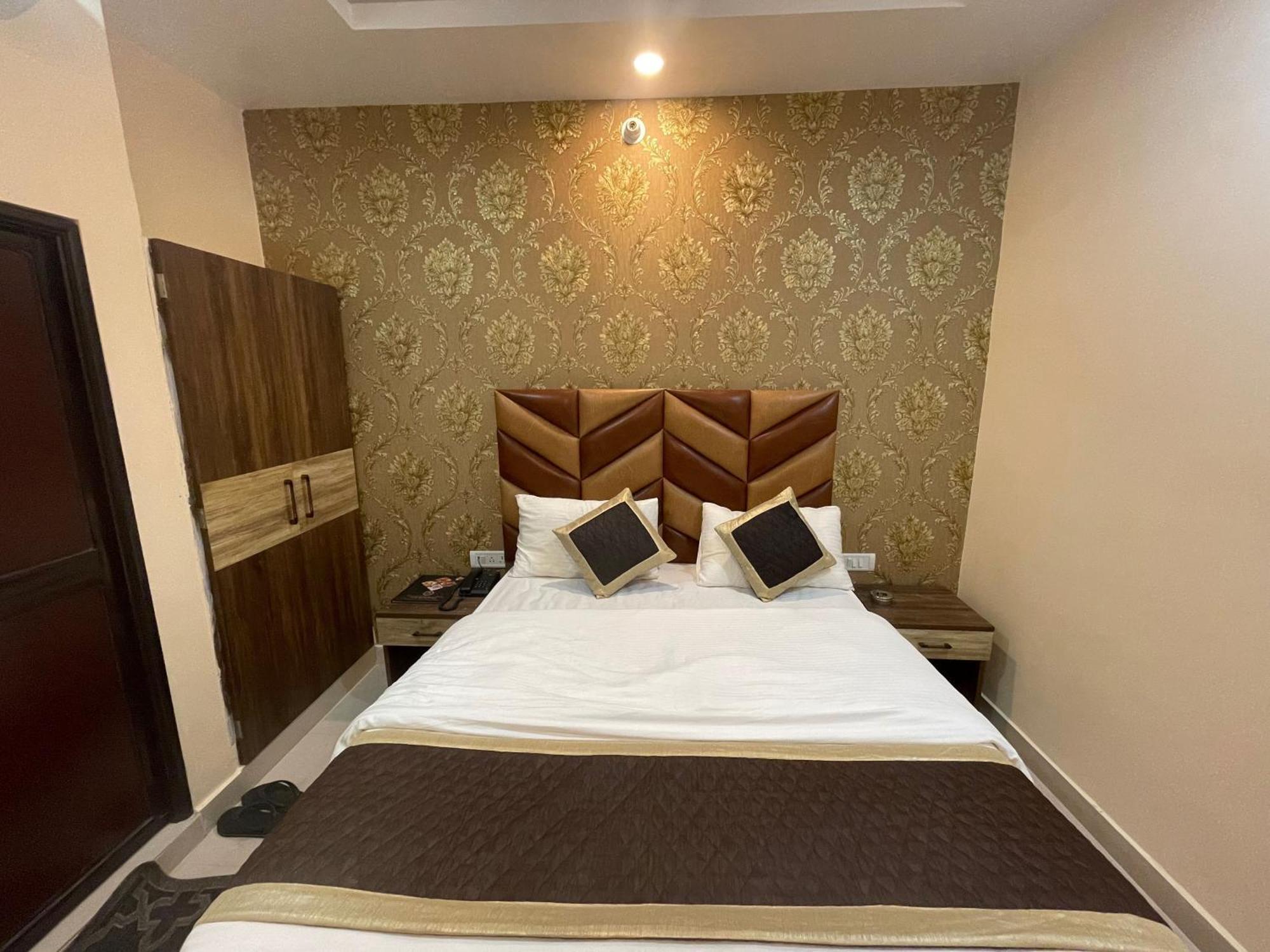 Super Hotel O Glance Inn Πάτνα Εξωτερικό φωτογραφία