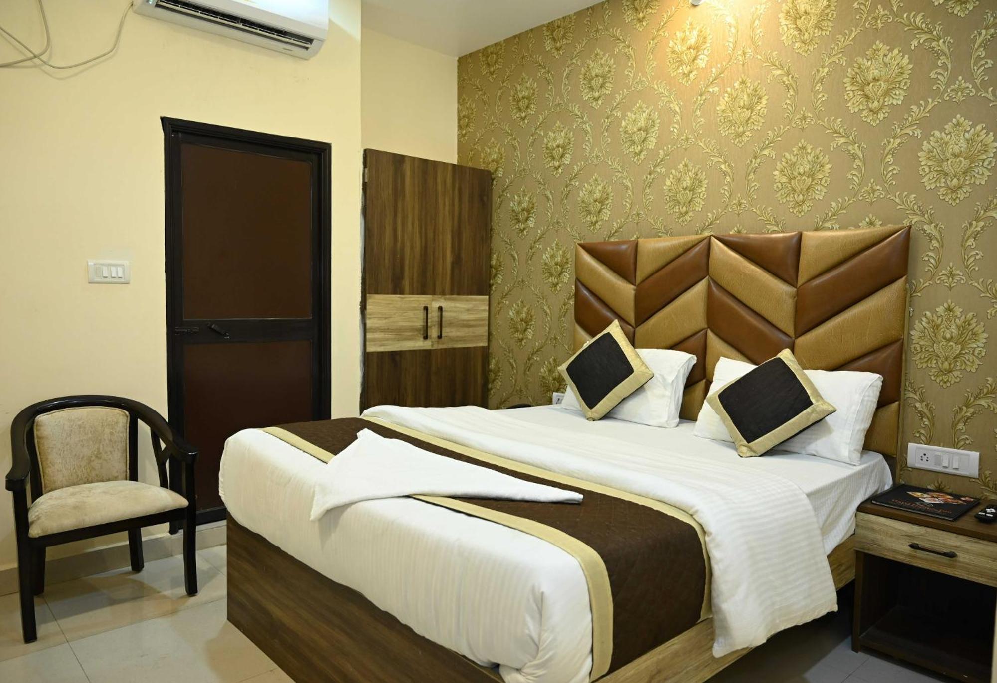 Super Hotel O Glance Inn Πάτνα Εξωτερικό φωτογραφία