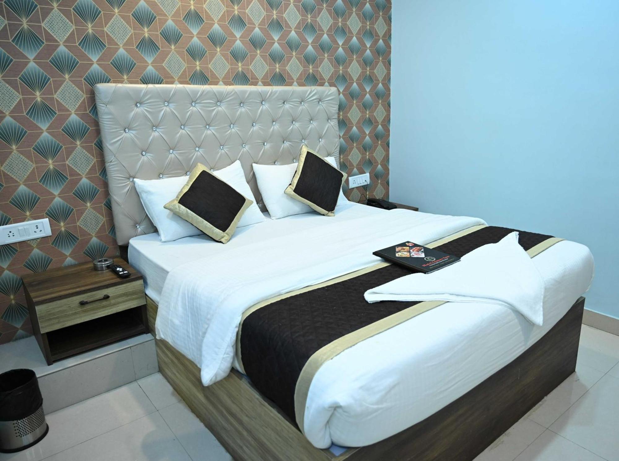 Super Hotel O Glance Inn Πάτνα Εξωτερικό φωτογραφία